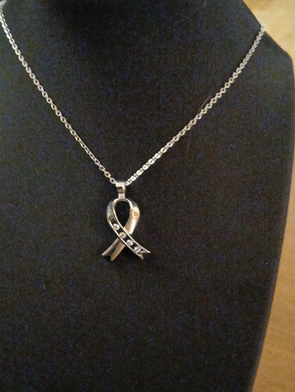 Silver Tone Ribbon Pendant Necklace 18"  - Classic Support Symbol